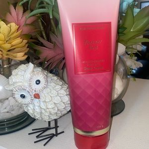 Bath and Bodyworks Forever Red Body Cream Brand New